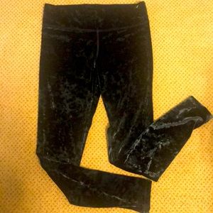 VS Pink Ultimate Velvet Legging